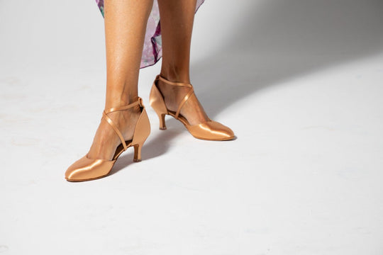 Sentada Women's Dance Shoes with Closed Toe and Ankle Straps in Leather for Balance, Comfort and Stability in Ballroom, Latin